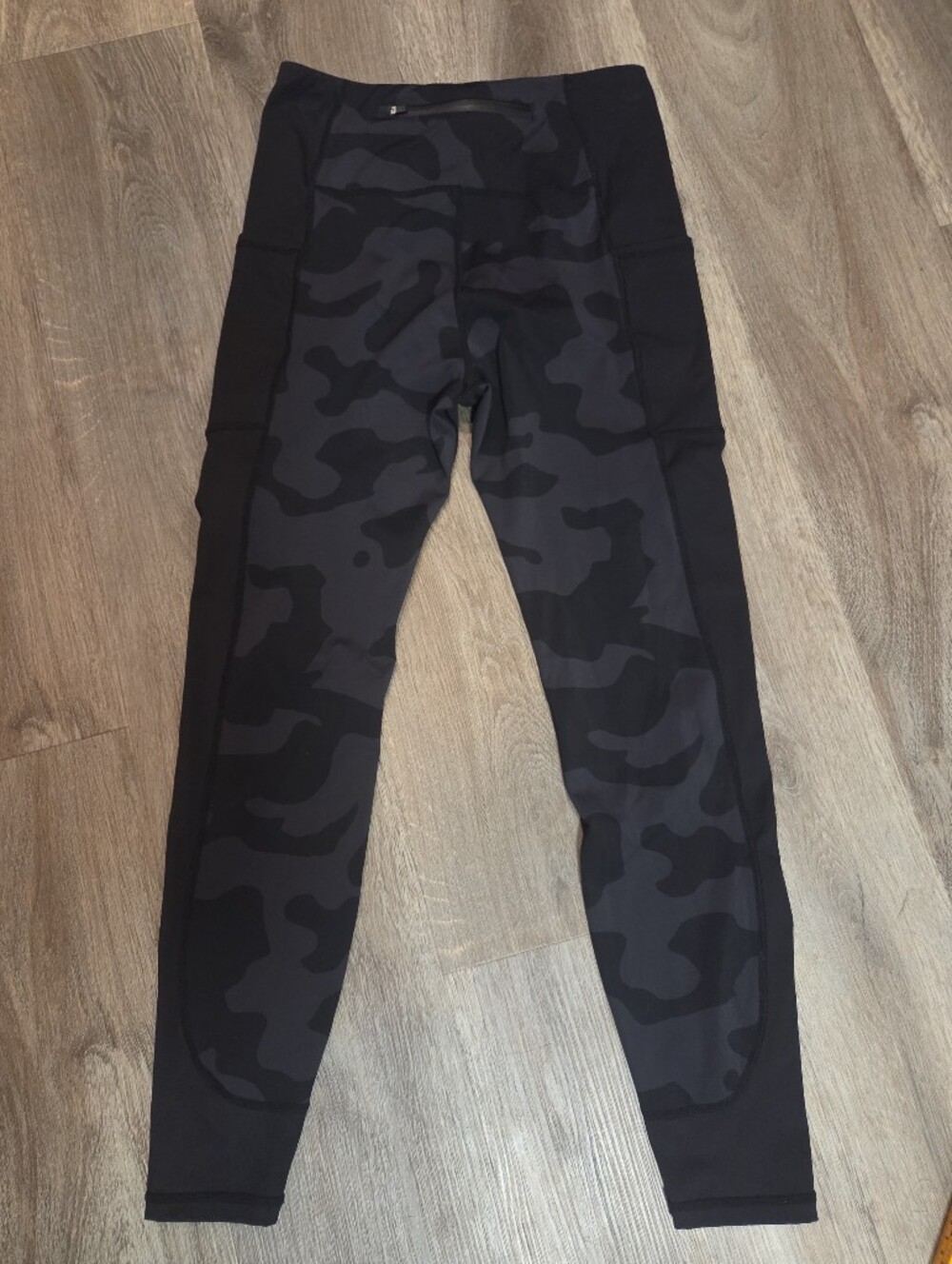 FOX Racing Women’s Medium Black Camo High Rise 7/8  Performance Leggings - Picture 4 of 6